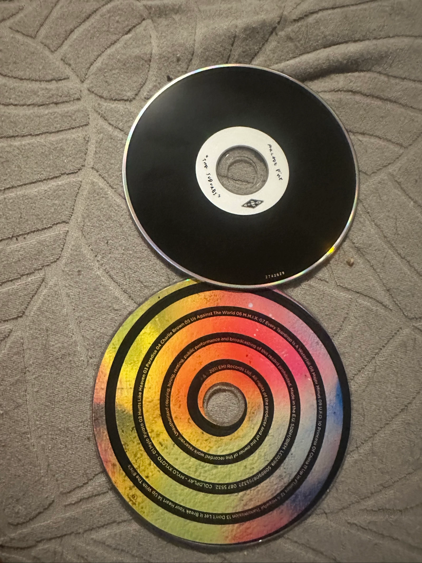 Arcade fire the suburbs – photo 3